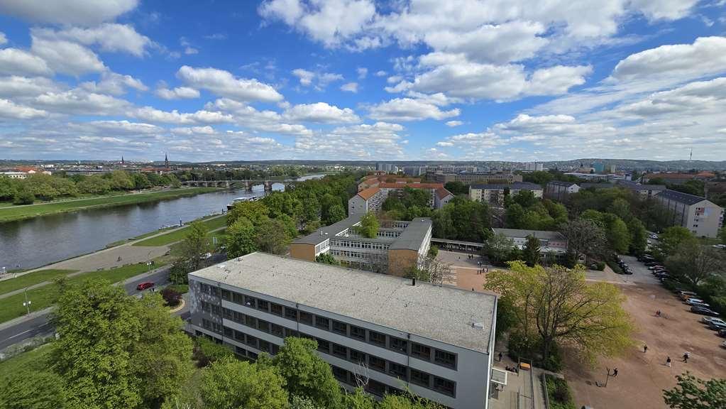 Hotel Am Terrassenufer Dresden Exterior photo